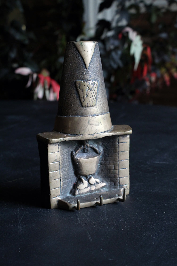 Cauldron Key Holder
