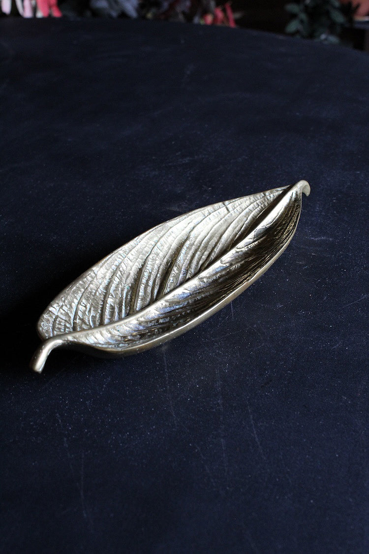 Galathea Leaf Casting