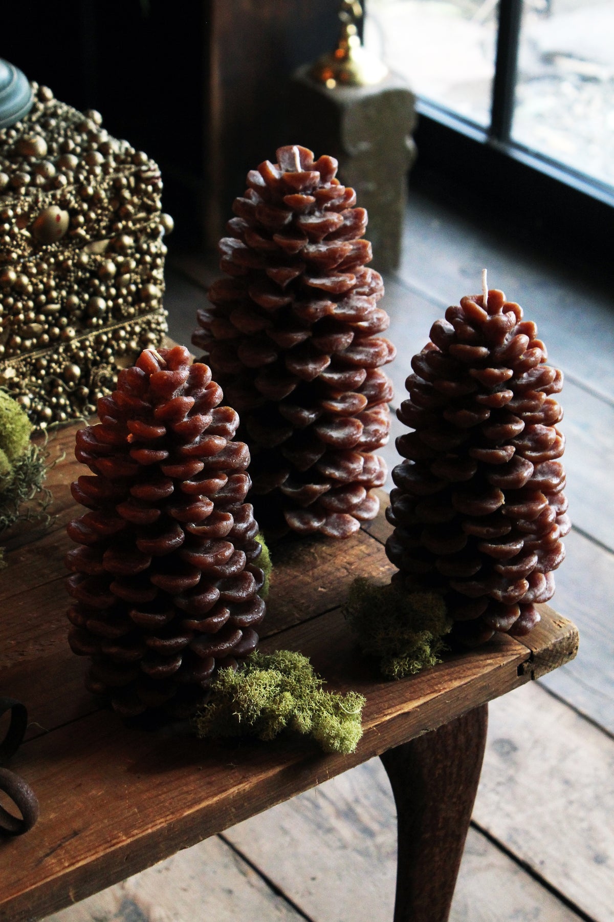 PINE CONE CANDLE