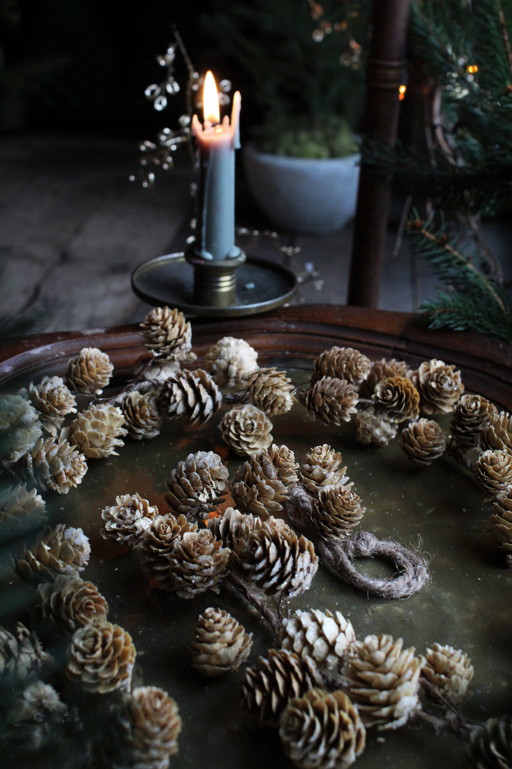 LARIX CONE GARLAND