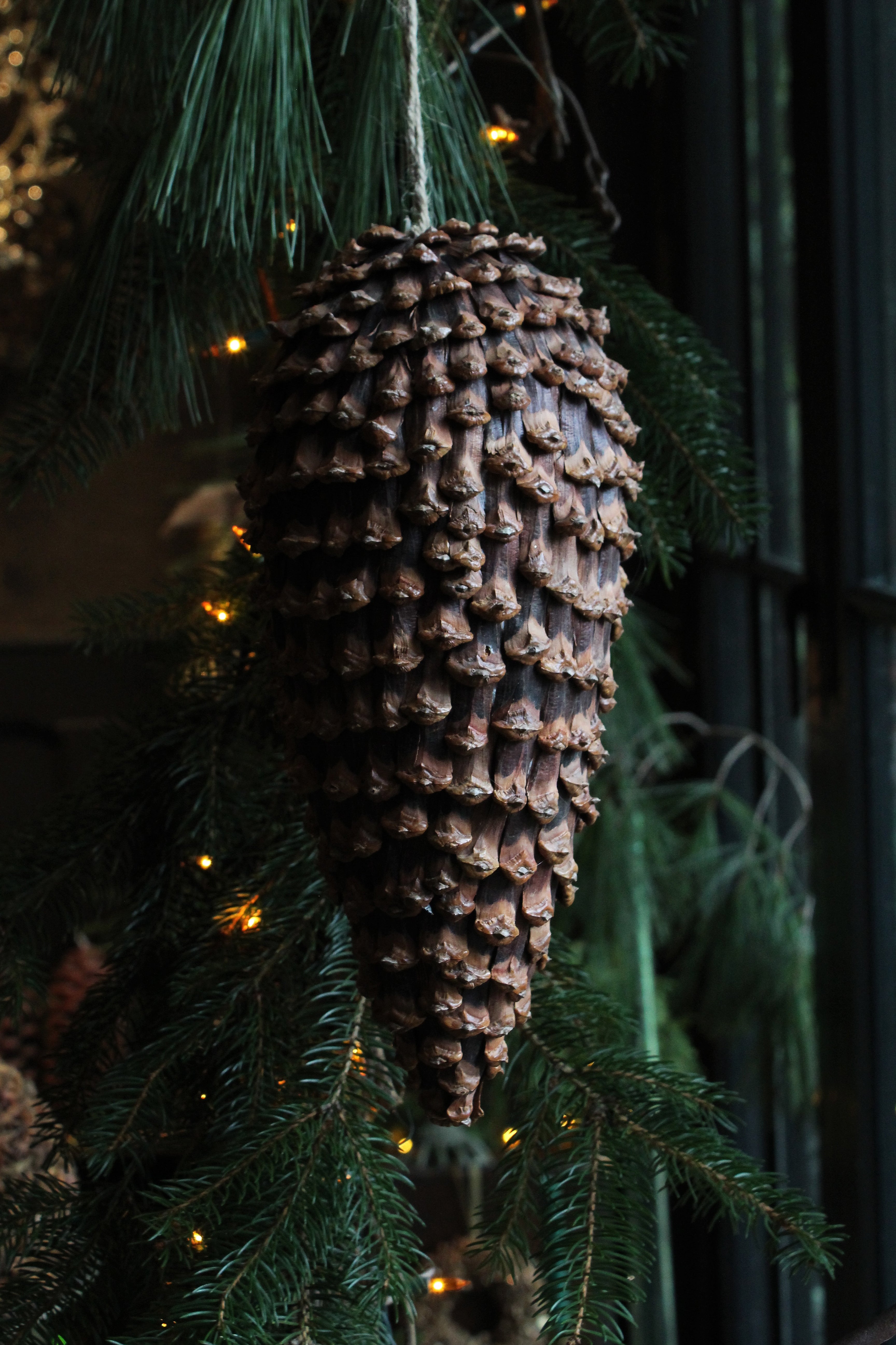 PINECONE FINIAL