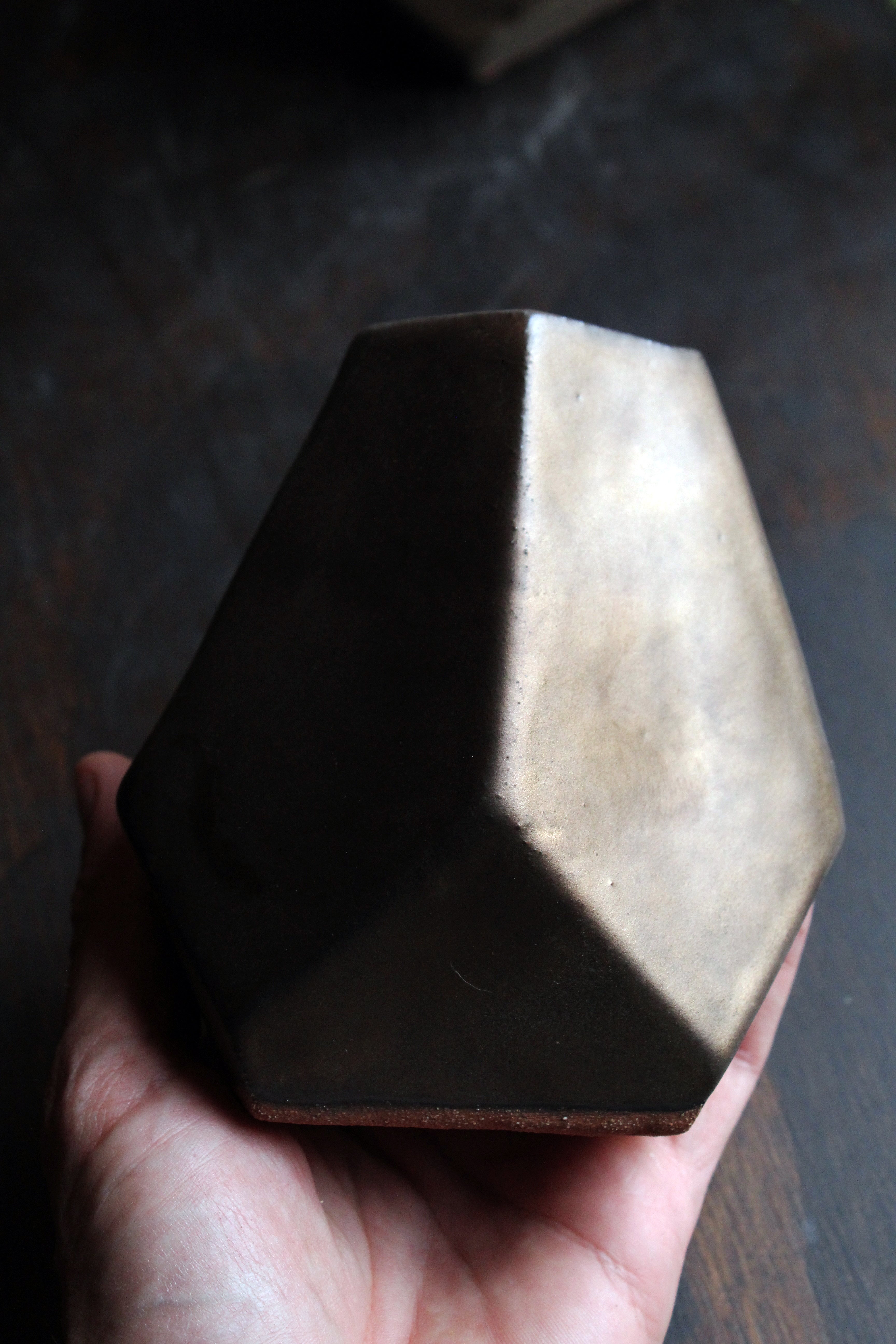 Hedron Vase [ Gold ]