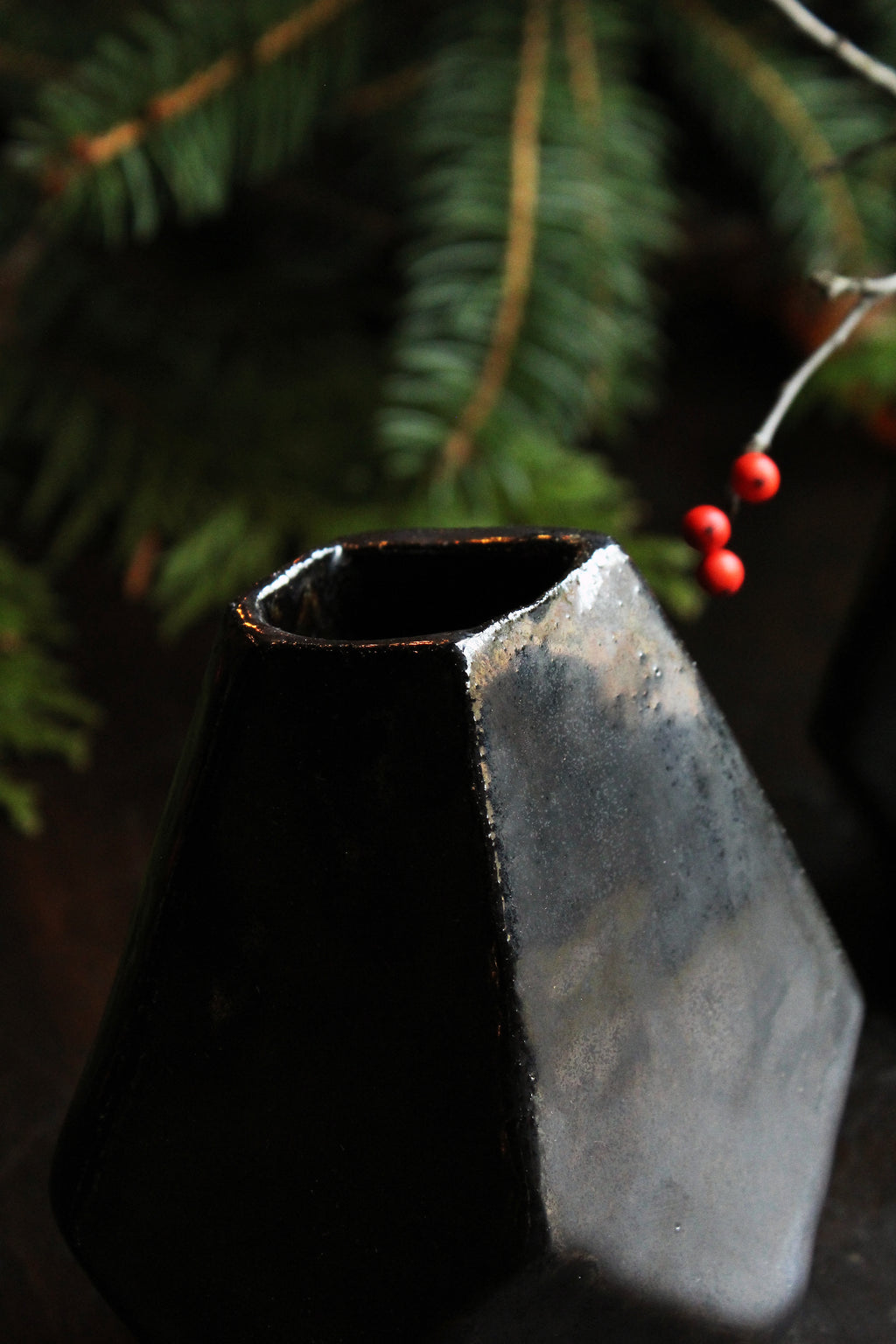 Hedron Vase [ Gunmetal ]