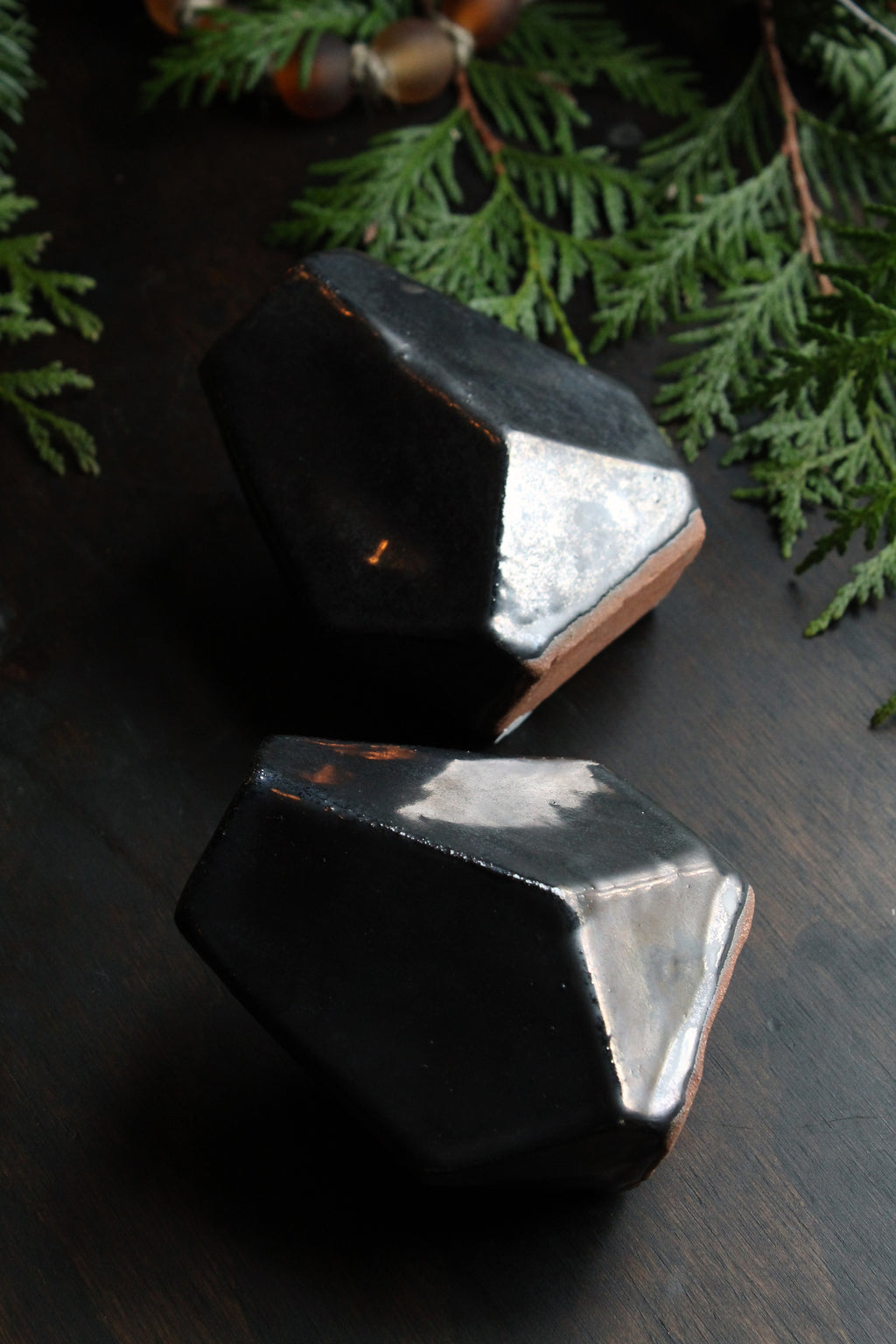 Hedron Vase [ Gunmetal ]